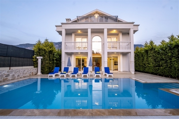 Villa Sahra