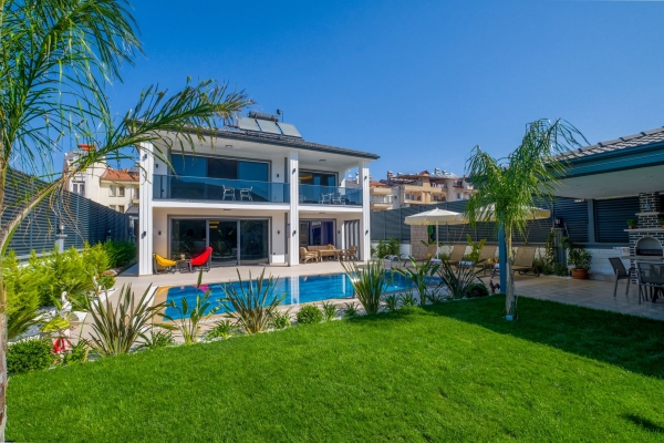 Villa İRRA
