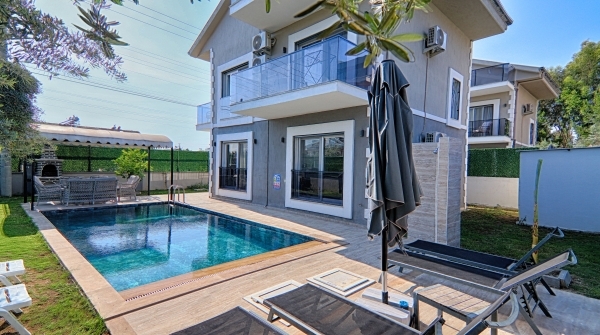 Villa Göl 2