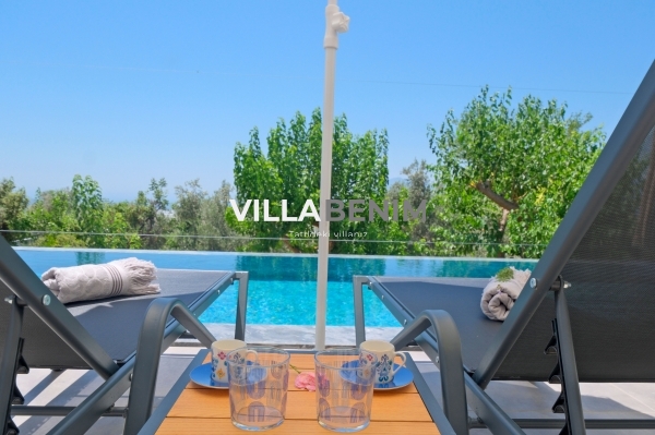 ​Villa Hesperos