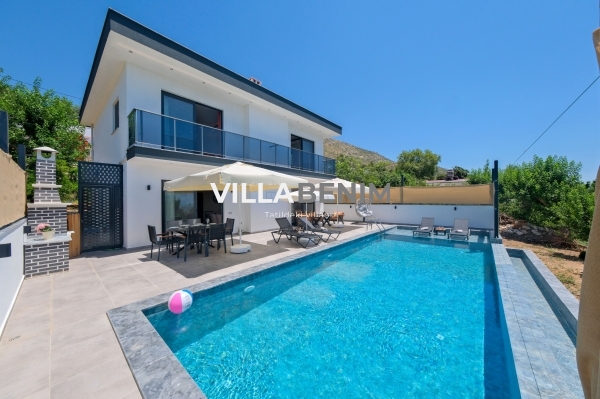 ​Villa Hesperos