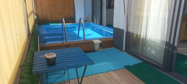 Villa Spring 2